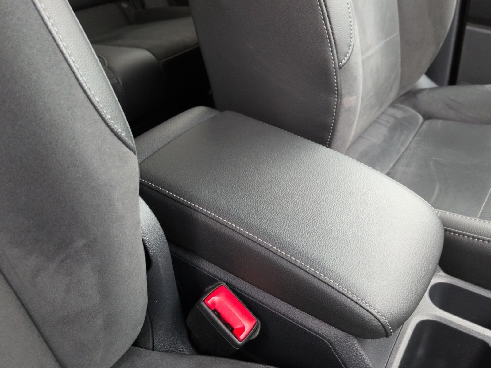 Caddy Style 2.0 TDI LED+NAVI+SHZ+ALCANTARA+