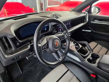 Porsche Cayenne - 12