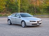 Alfa Romeo 159 1.9 JTDm 16V CV-150 Progression 2 - silberne Alfa Romeo 159
