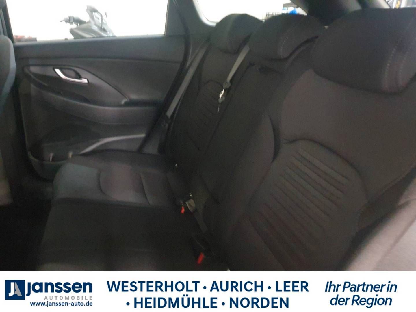 Fahrzeugabbildung Hyundai i30 Kombi ADVANTAGE Plus-Paket