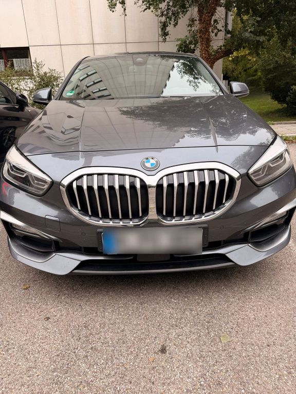 Image of BMW 120