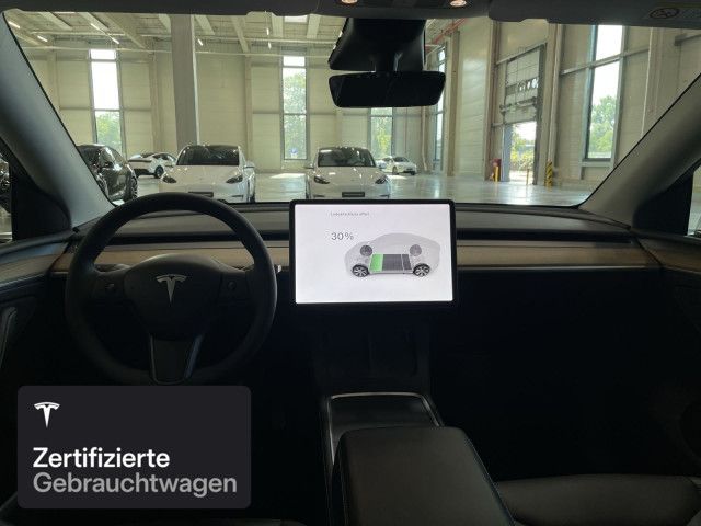 Tesla Model Y Long Range AWD foto 14