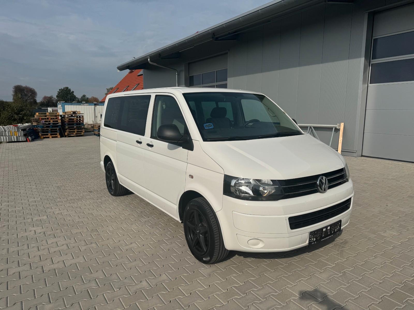 VOLKSWAGEN T5 MULTIVAN STARTLINE 2.0 TDI 140CH - 1ERE MAIN - CHAUFFAGE STATIONNAIRE - CLIMATISATION - BVM - HISTORIQUE ENTRETIEN COMPLET