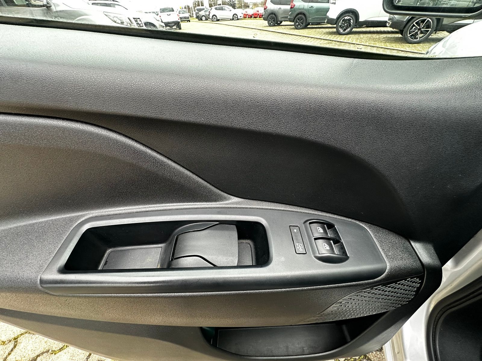 Fahrzeugabbildung Fiat Doblo Doblò Basis Kasten L1H1 verglast