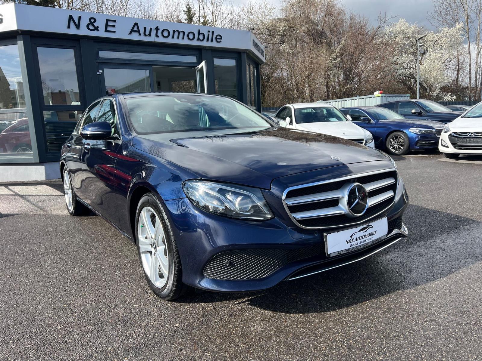 Mercedes-Benz E 400 Avantgarde 4Matic *Standheizung*Multibeam*