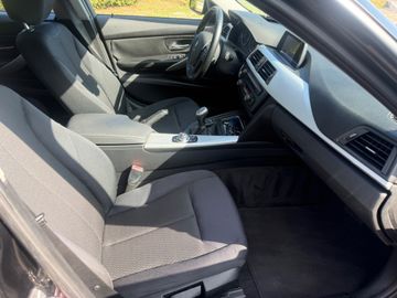 BMW 318 - 12