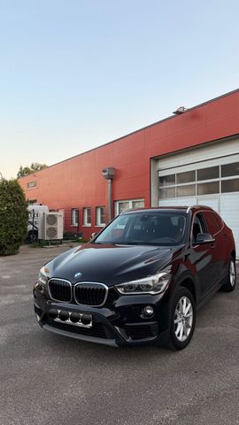 BMW BMW X1 xDrive20d  190 PS  Automatik  To...