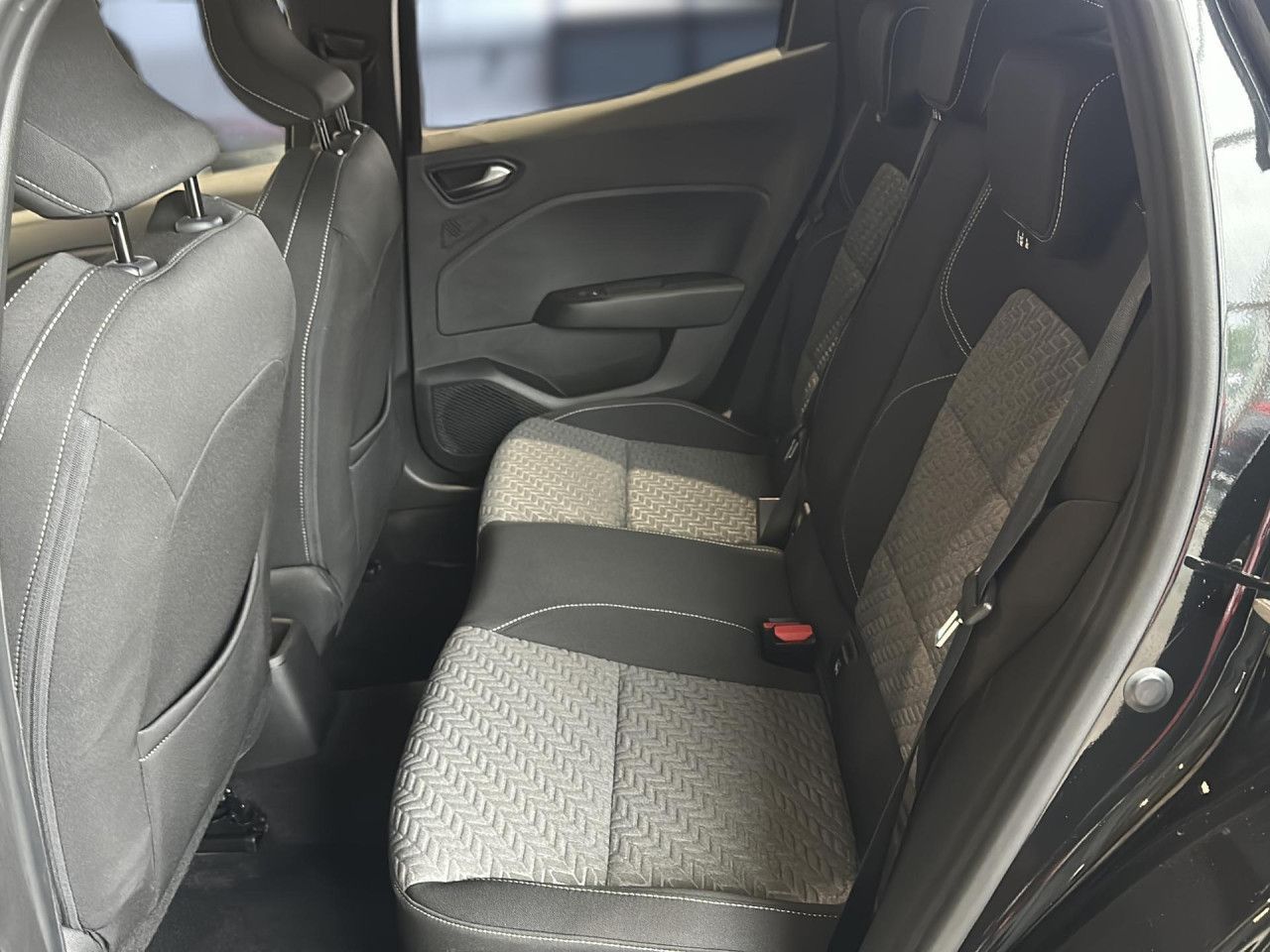 Renault Clio - Bild 9