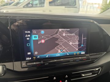 Volkswagen Caddy Maxi eHYBRID DSG STYLE LED ACC KAM 7SITZ