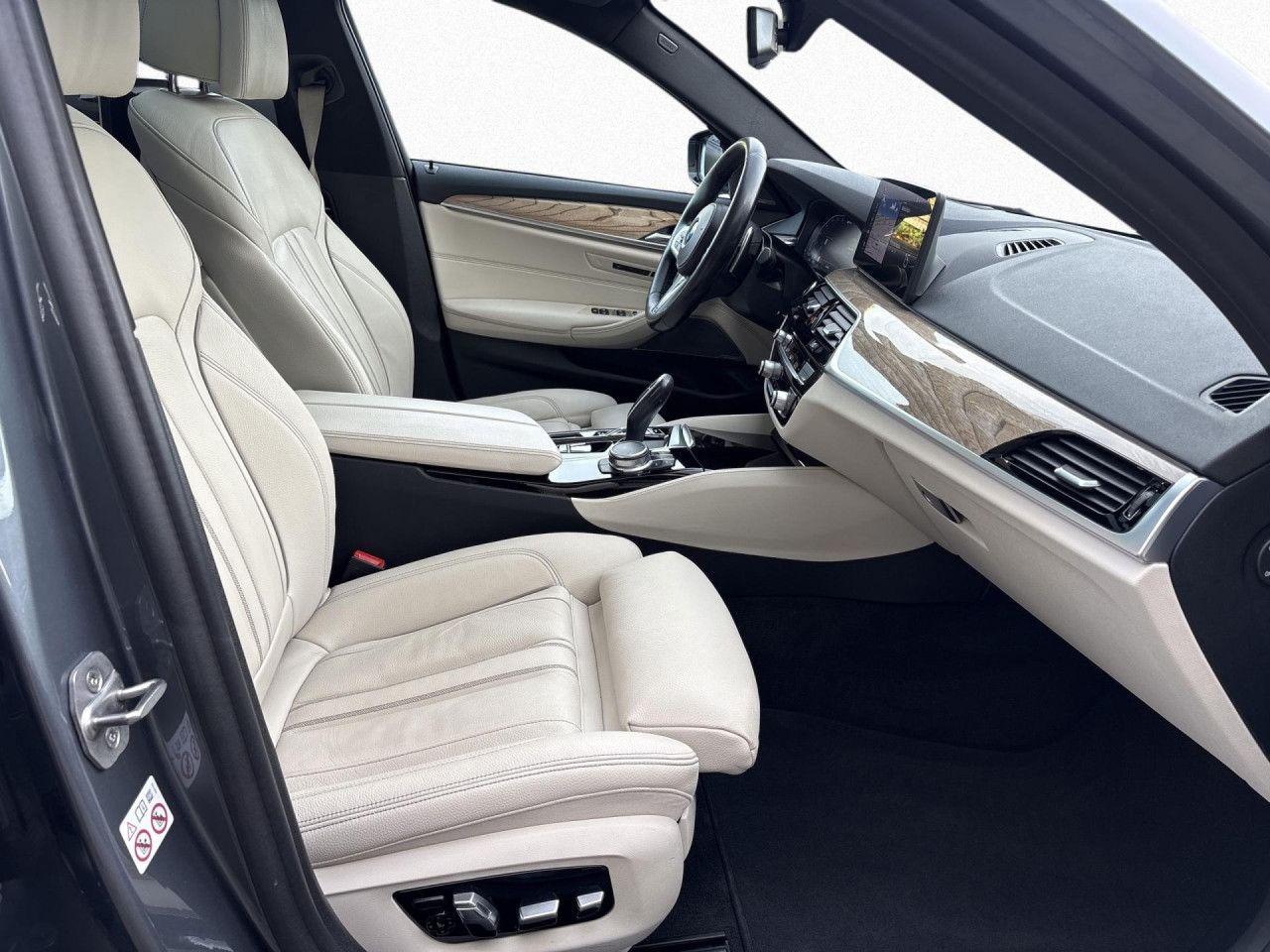 BMW 530e T M SPORT LivePr,FondEnt,Laser,AHK,Pano,H/K