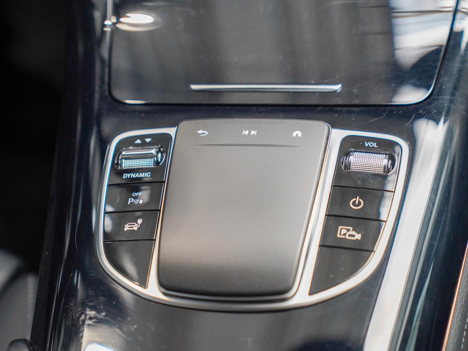 Mercedes-Benz EQC 400 4M AMG Line Leder Fahrassistenz Head-up, миниатюра 29