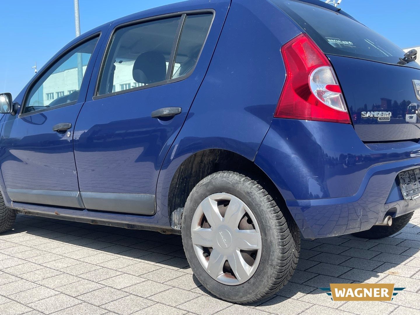 Fahrzeugabbildung Dacia Sandero Ambiance 1.4 MPI wenig Kilometer
