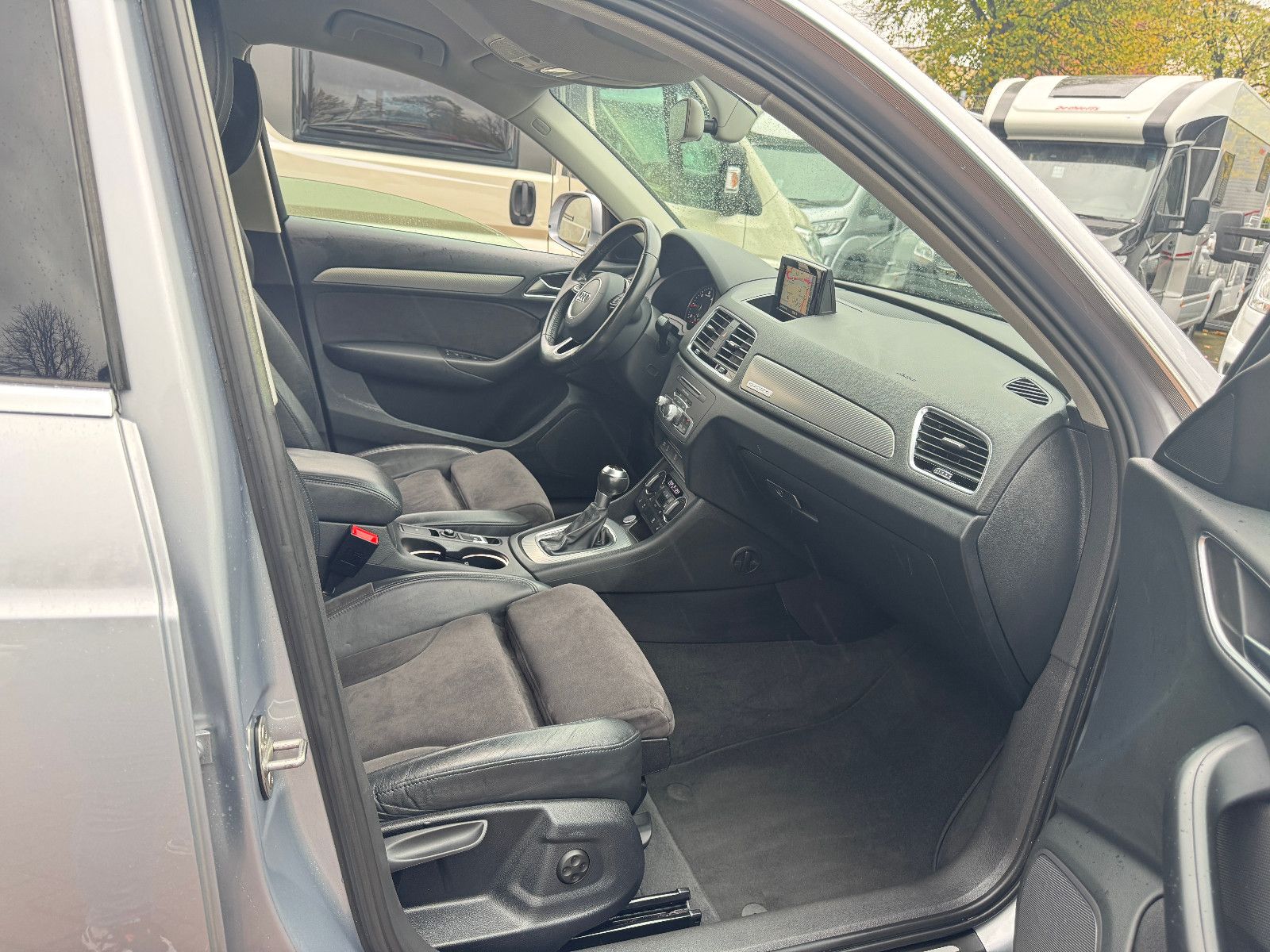 Fahrzeugabbildung Audi Q3 2.0 TDI QUATTRO S-TRONIC S-LINE SPORTPAKET