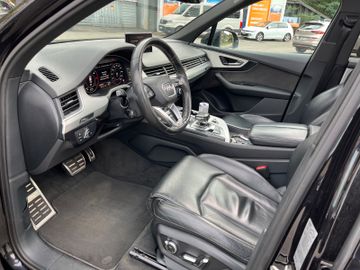 Audi Q7 - 11