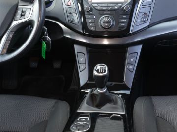 Hyundai i40 cw blue Trend 1.6 GDI LED Navi