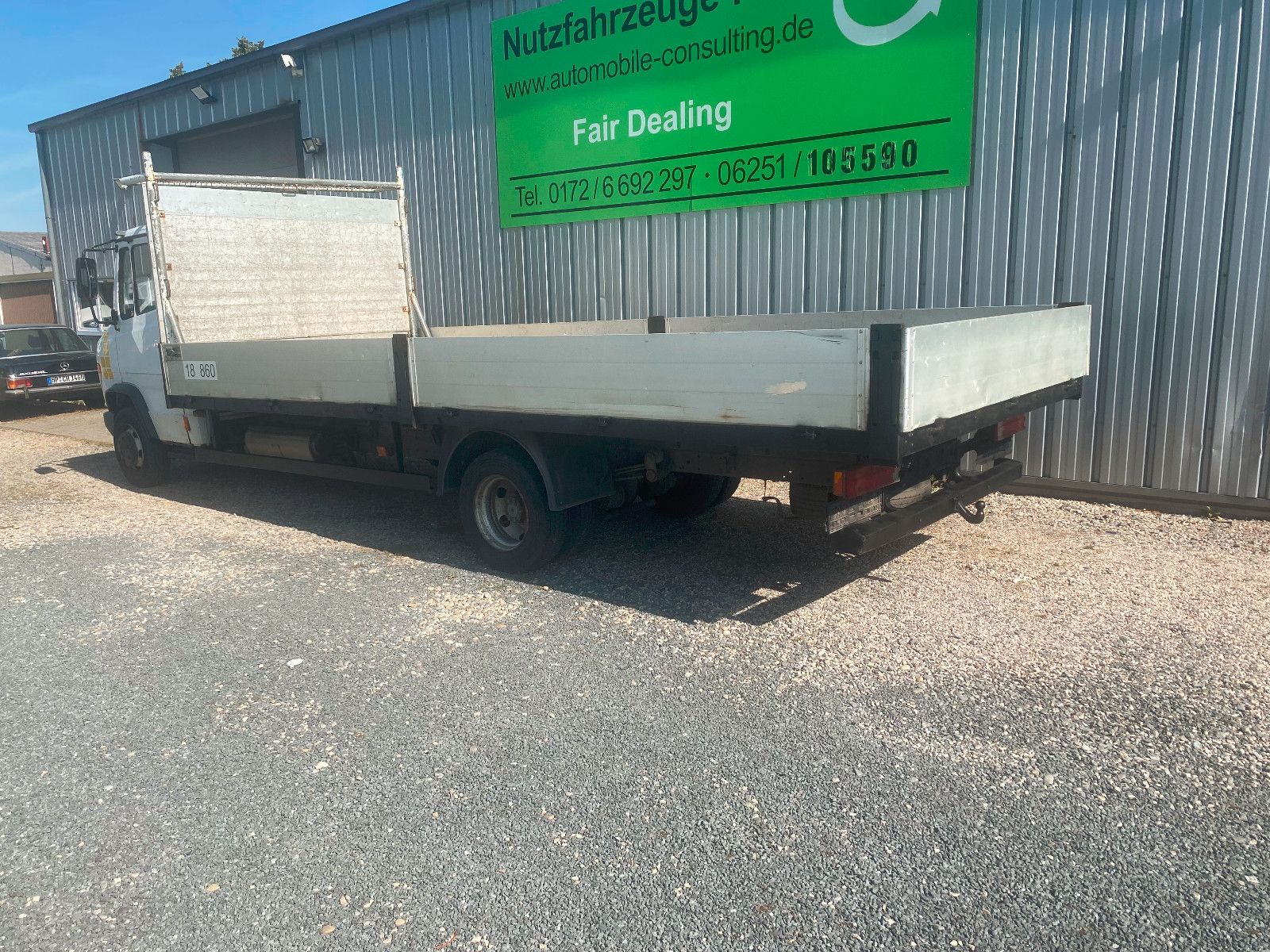 Fahrzeugabbildung Mercedes-Benz Vario FG   / 816 D ,Pritsche Maxi,6-Meter-Ladefl