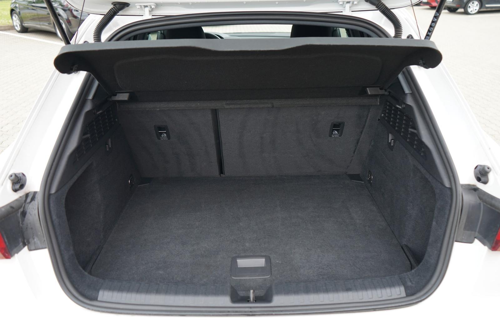 Audi A3 Sportback 30 1.0 TFSI S line LED Navi ACC PDC, миниатюра 8