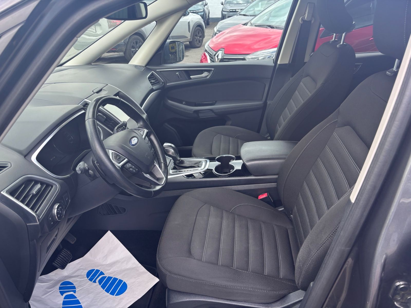 Fahrzeugabbildung Ford Galaxy Titanium 7-Sitzer Automatik