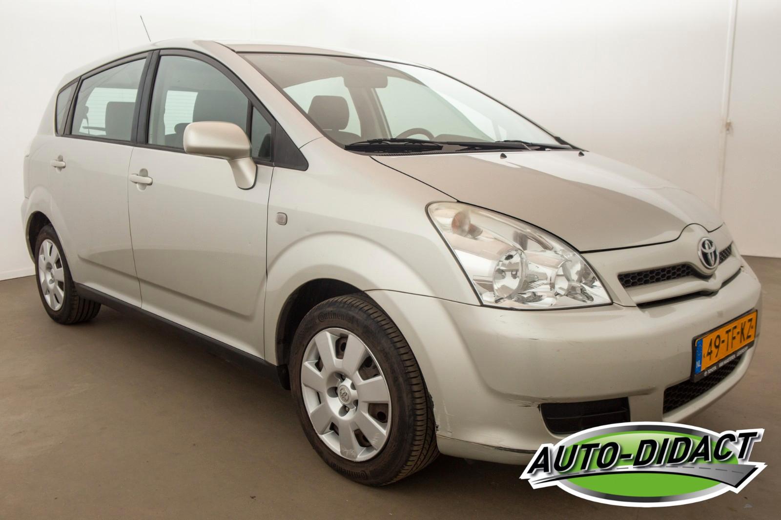 Toyota Corolla Verso 1.8 AUTOMATIC 7 PERSON