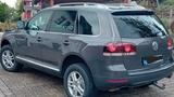 Volkswagen Touareg 2.5 TDI DPF - - Volkswagen Touareg aus 2009: TDI