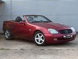 Mercedes-Benz SLK 200 *1-Hand*Klima*Volleder*Sitzheizung* - Mercedes-Benz SLK 200: Rot, Leder