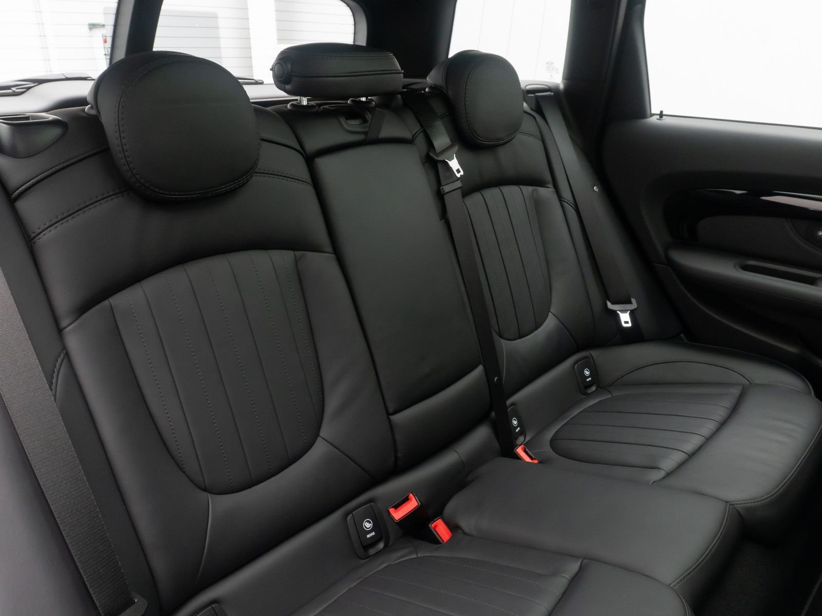 Fahrzeugabbildung MINI Cooper S Clubman HUD H/K DAB Leder Panorama Voll