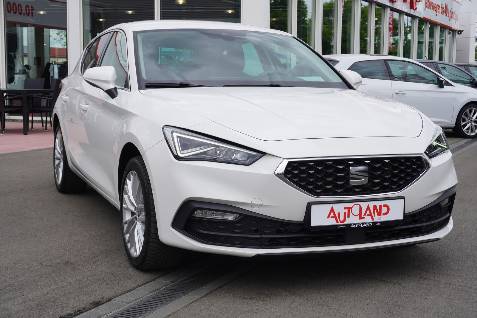Seat Leon 1.4 e-Hybrid Xcellence DSG LED Navi ACC PDC imagem 3