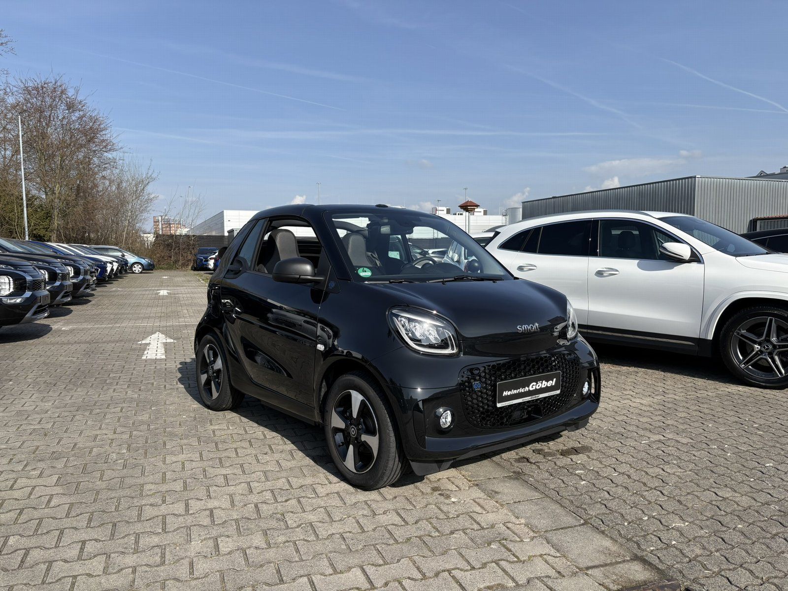 Fahrzeugabbildung Smart EQ*22kW*EXCLUSIVE*CABRIO*APPLE-CARPLAY*ANDROID*