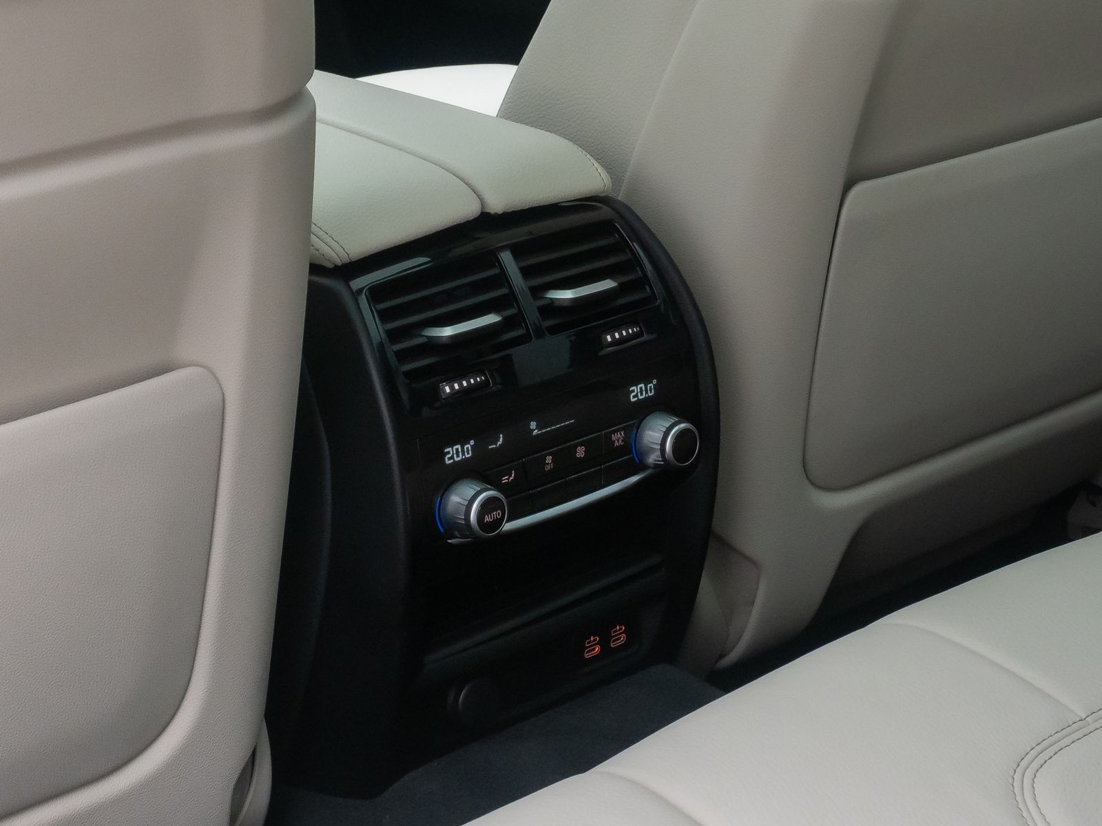 Fahrzeugabbildung BMW 540d xD M Sport 360° HUD DAB H/K Panorama 20Zoll