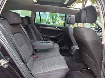 Volkswagen Passat - 9