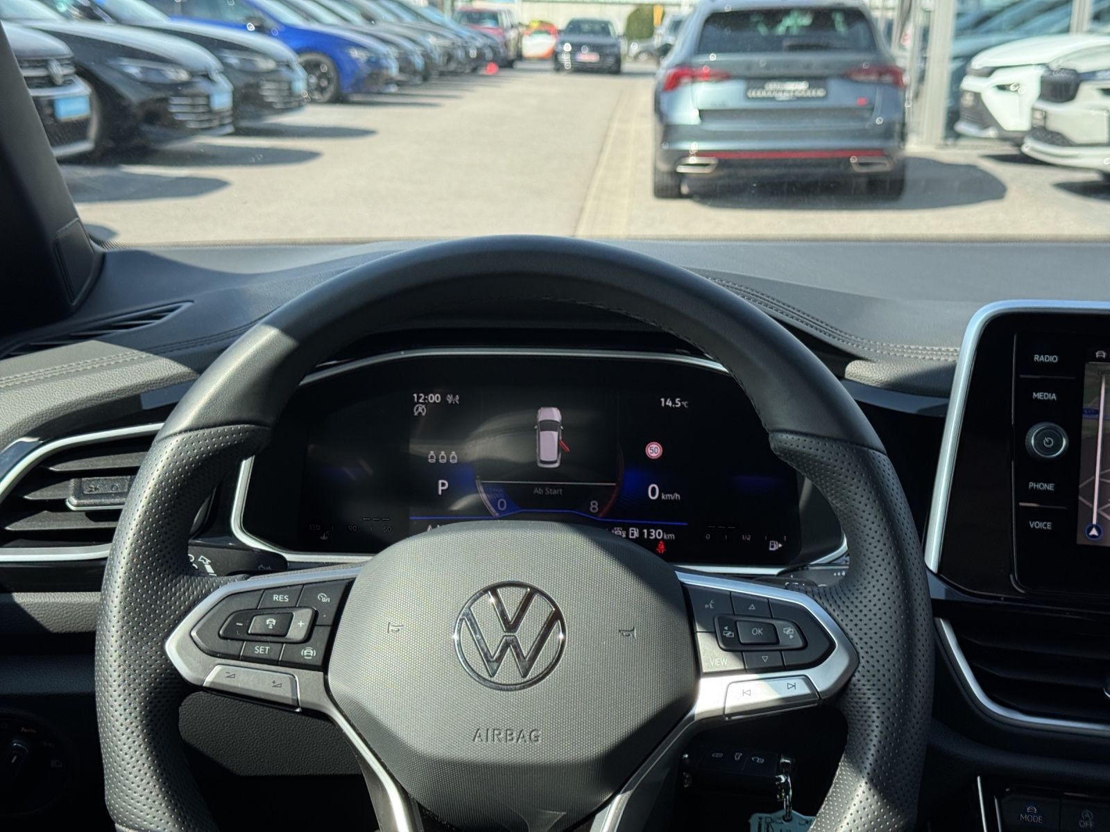 Volkswagen T-Roc - Bild 12