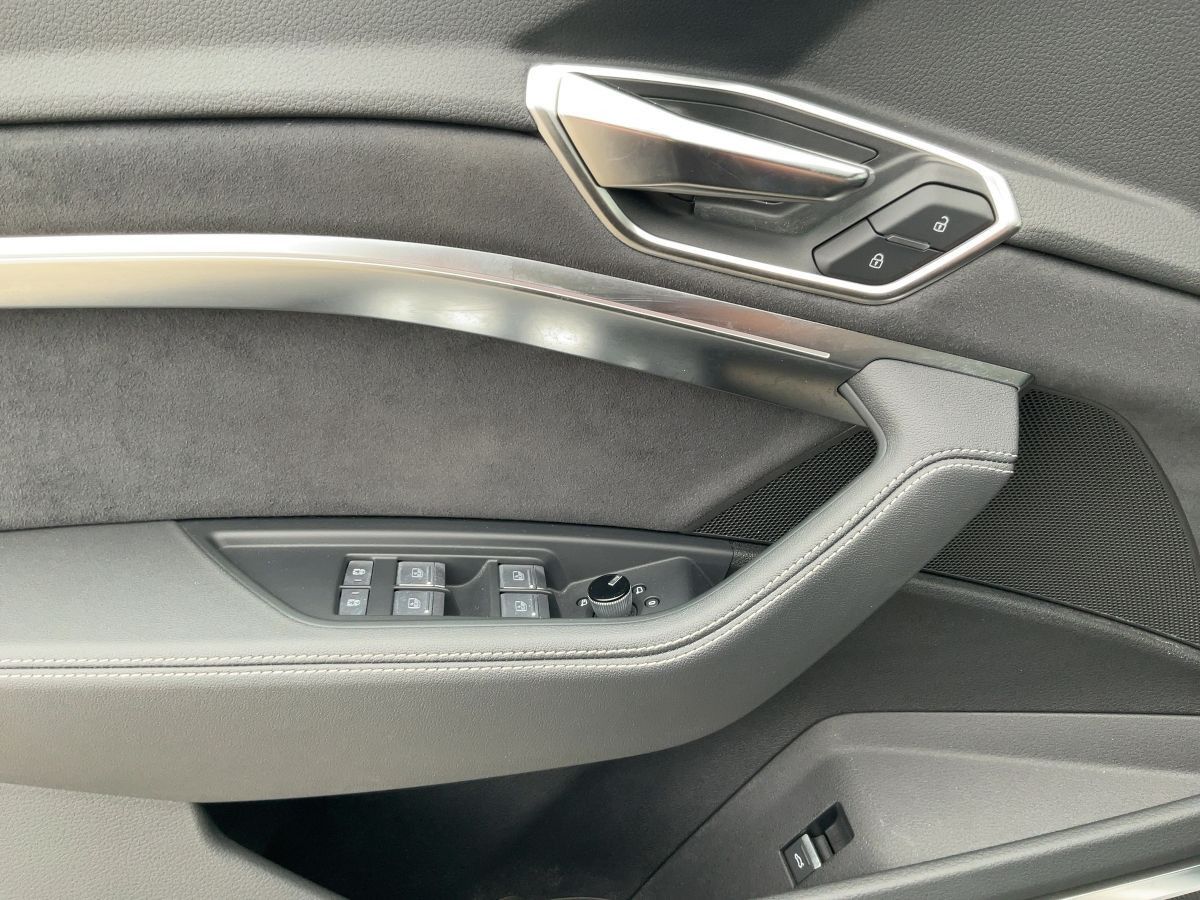 Audi Q8 e-tron - Bild 16