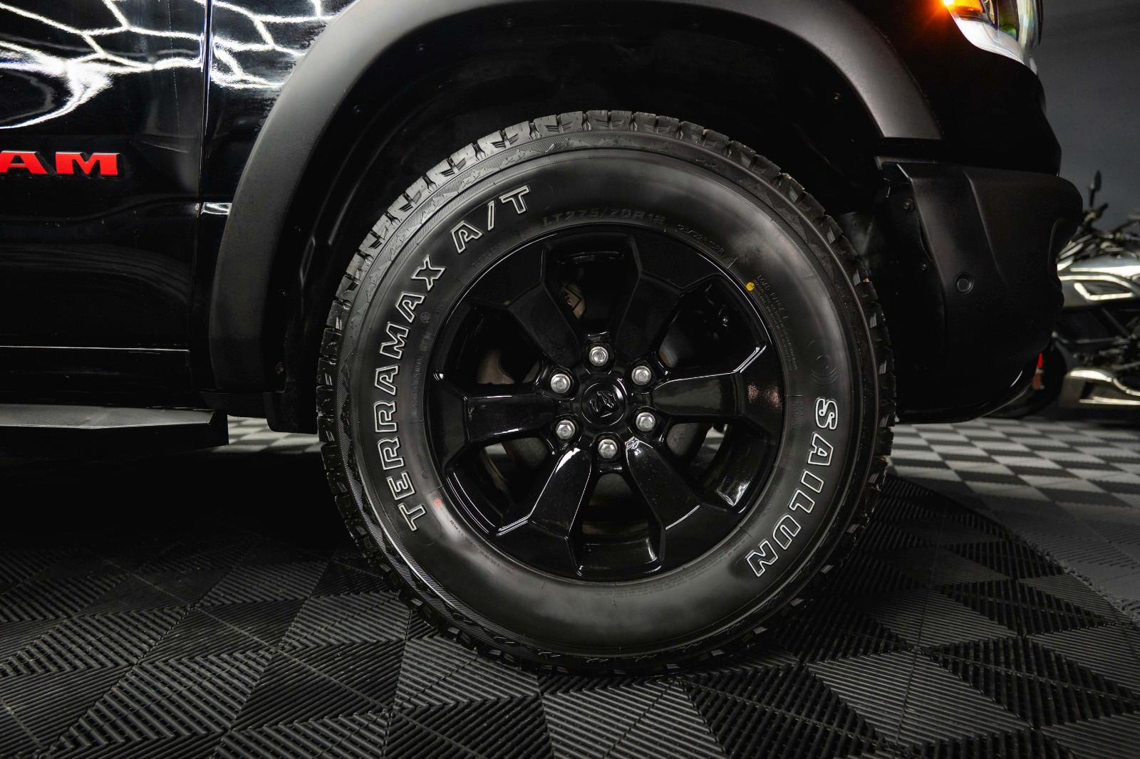 Dodge Ram 5.7 V8 HEMI 4x4 REBEL AXLE LOCK Airmatic LED, миниатюра 13