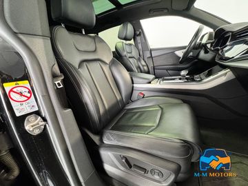 Audi Q8 - 10