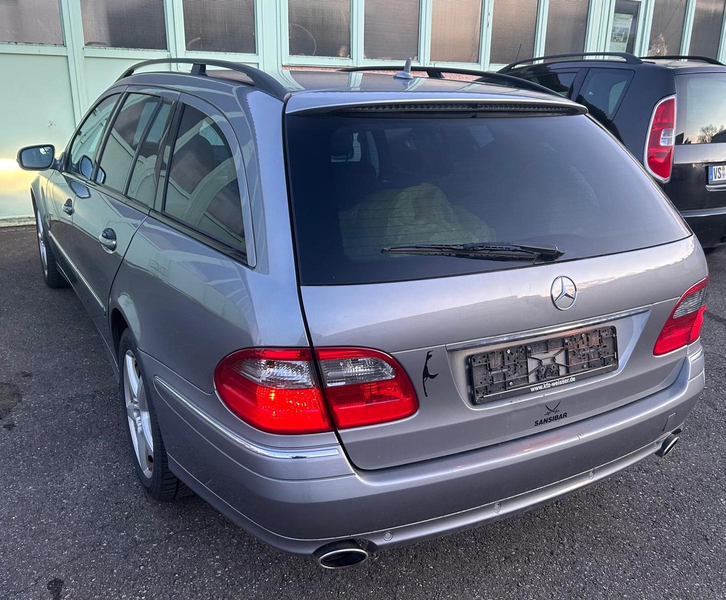 Mercedes-Benz E280 2009 — photo 5