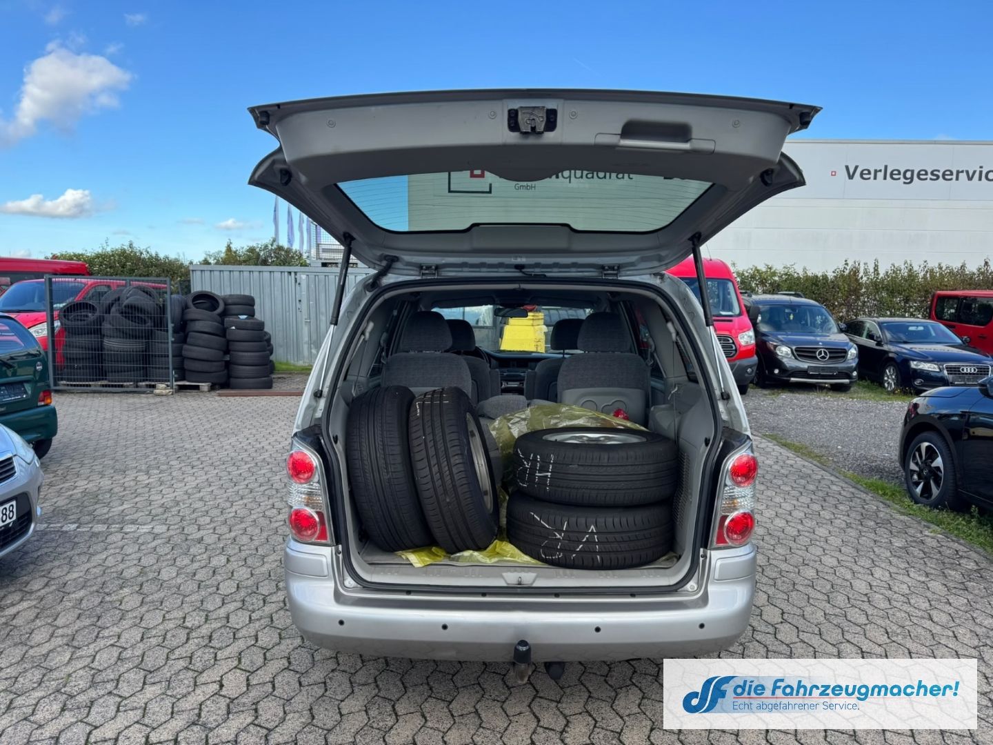 Fahrzeugabbildung Hyundai Trajet 2.0 GLS Team 06 *TÜV 07/27* Klima el.SP S