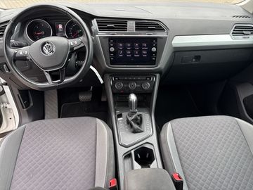 Volkswagen Tiguan - 8