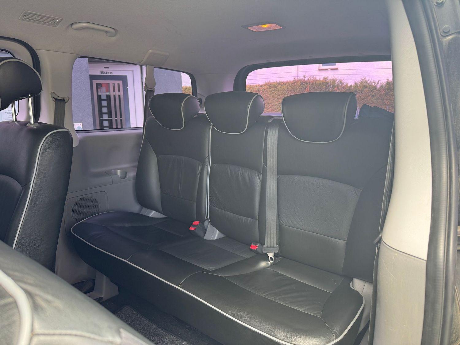 Hyundai H-1 Travel Comfort Leder SHZ AHK Standh. 8Sitze