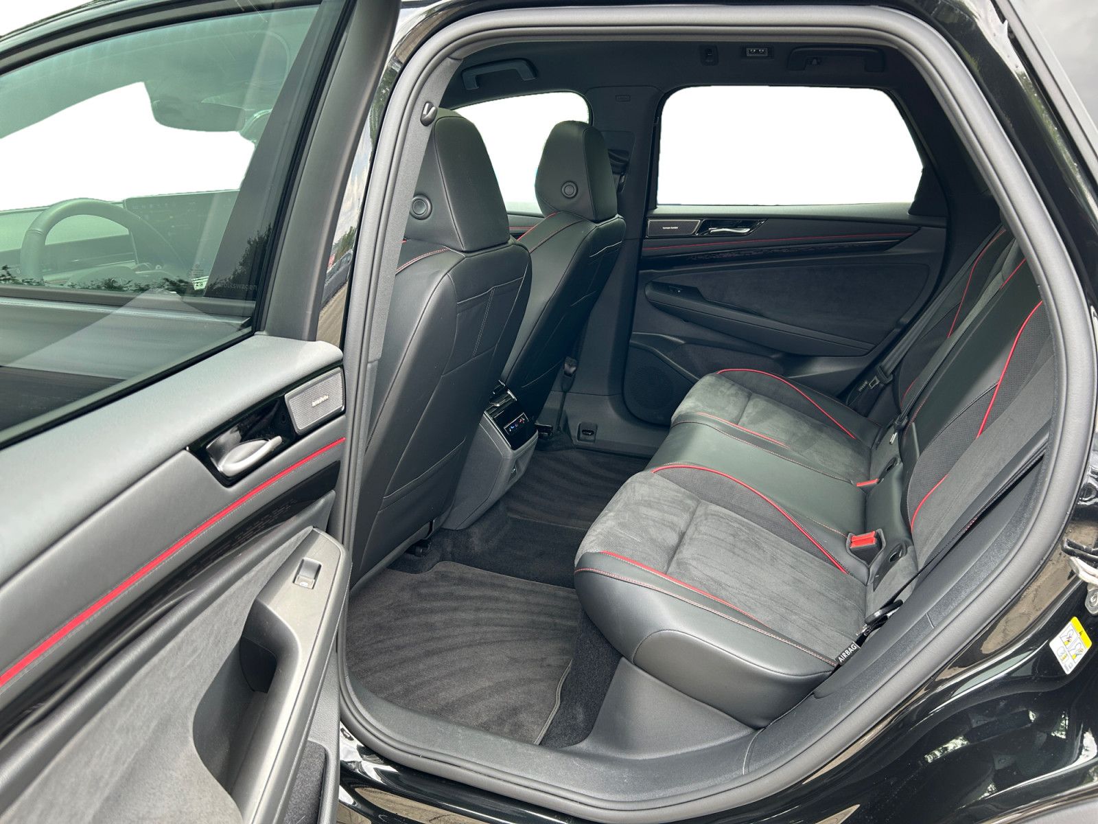Volkswagen ID.7 - Bild 13