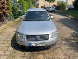 Volkswagen Top VW Passat Benzin & Autogas Highline Variant - Volkswagen Passat Variant aus 2002
