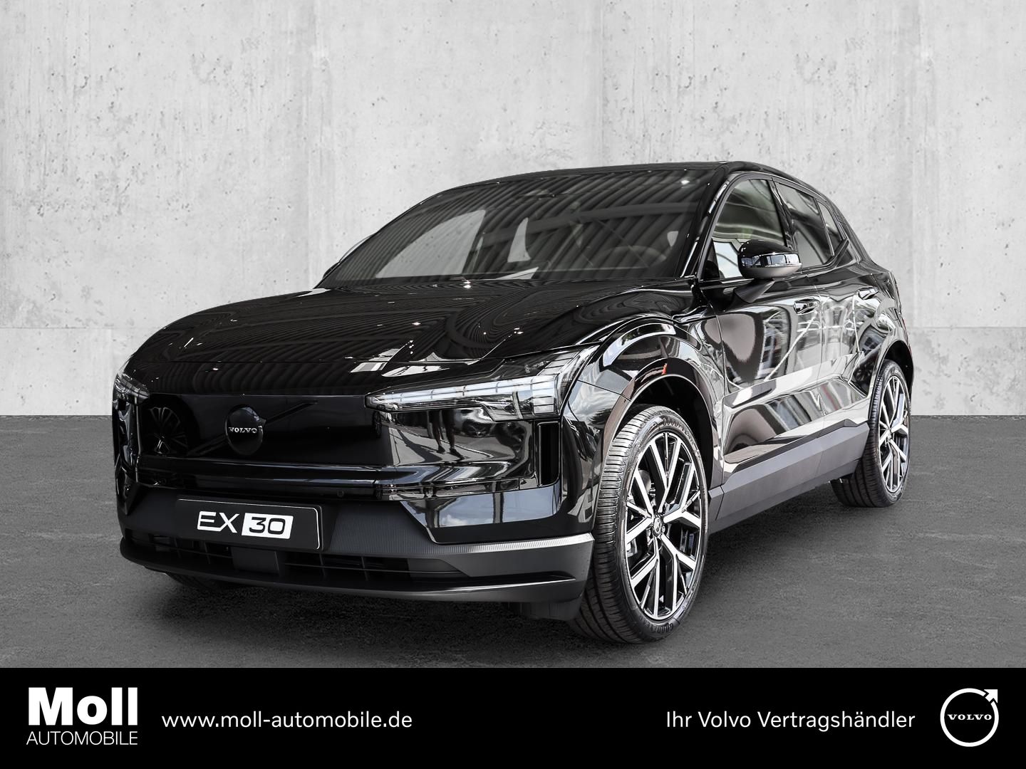 Volvo EX30 Plus Black Edition Single Motor Extended Ra