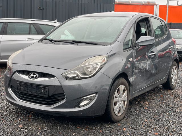 Hyundai i20-KLIMA-UNFALL-145TKM