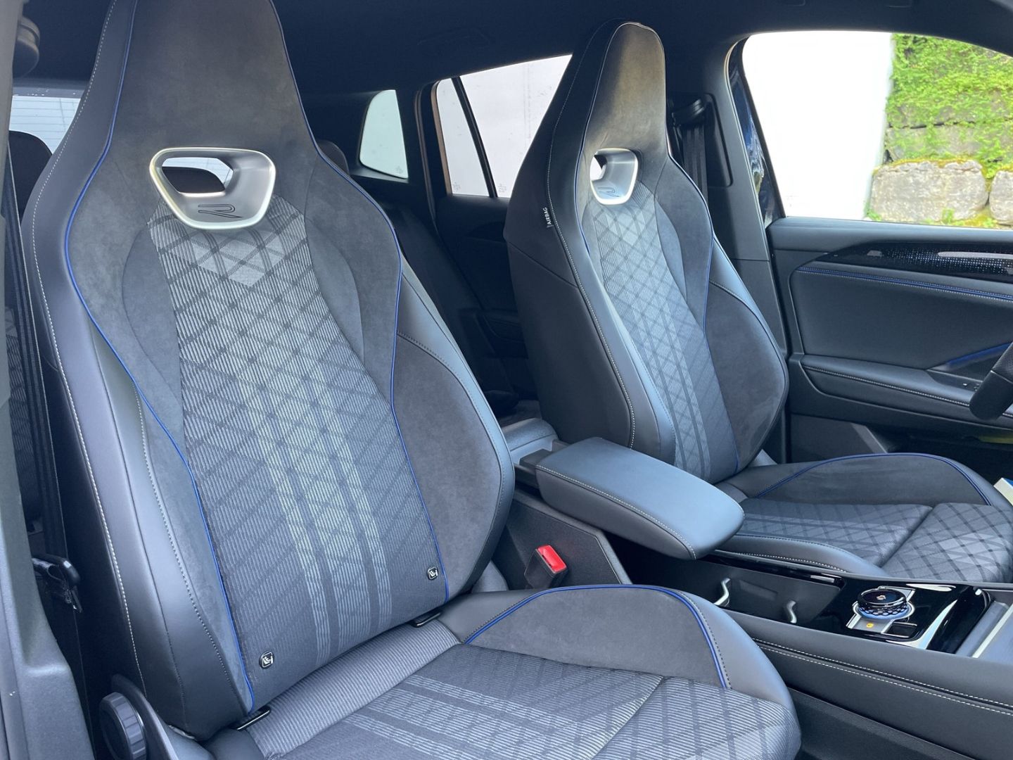 Tiguan 2.0 TDI DSG Black Style AHK/IQ.Light/Navi