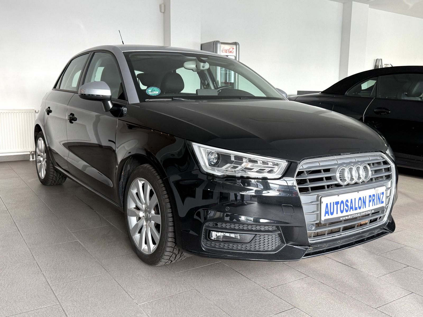 AUDI A1 Sportback TFSI AUTOM NAVI PDC KLIMA SHZ LM