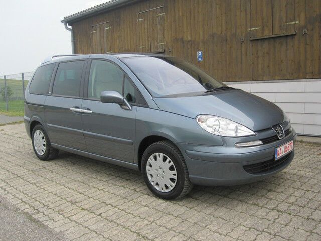 Peugeot 807