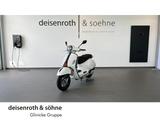 Vespa GTS 300 Supersport - VESPA WEIß