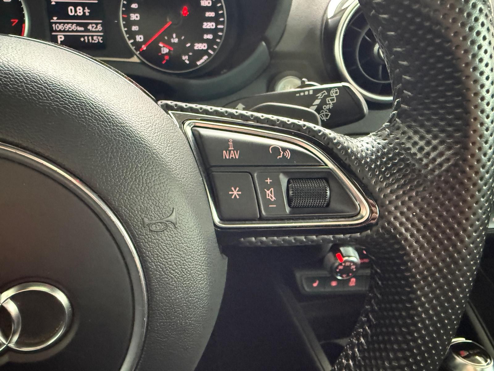 Audi A1 1.4 TFSI*S lINE*AUTO*PANO*NAVI*BOSE*BI-XN*SHZ