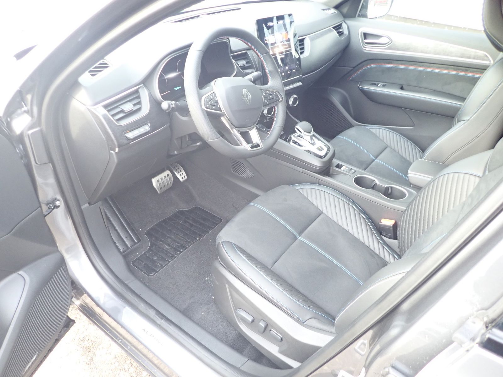 Fahrzeugabbildung Renault Arkana Esprit Alpine E-Tech Full Hybrid 145