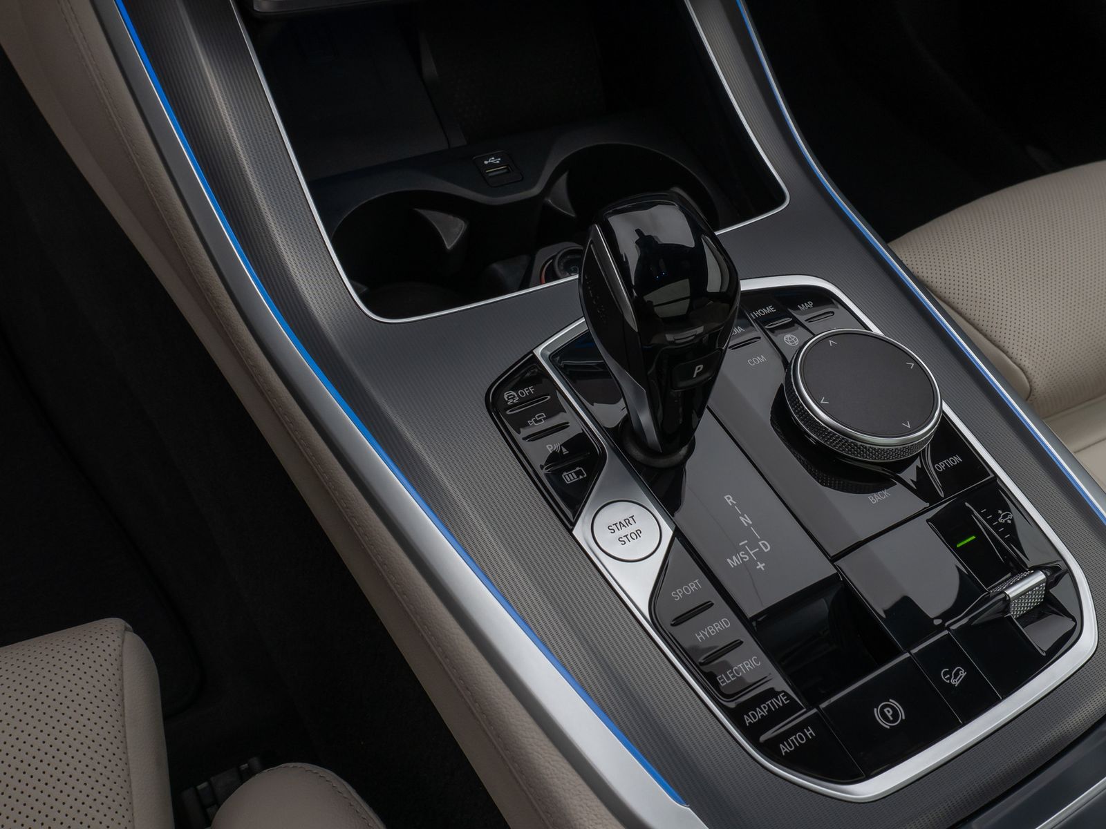 Fahrzeugabbildung BMW X5 xD45e M Sport 360°Panorama Laser HUD DAB H/K