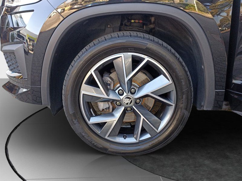 Fahrzeugansicht 21 Fahrzeugabbildung SKODA Kodiaq 2.0 TDI Sportline 4x4 DSG